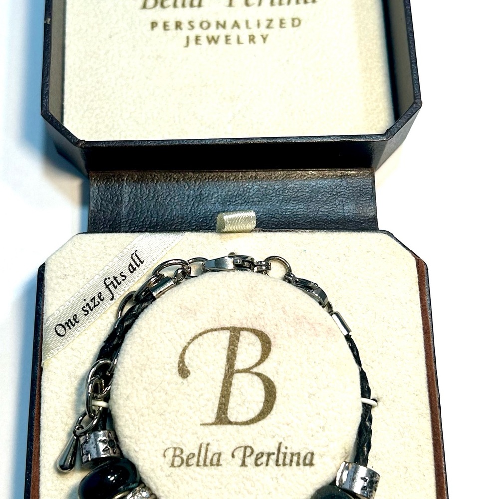Bella Perlina Black and Silver Charm Bracelet